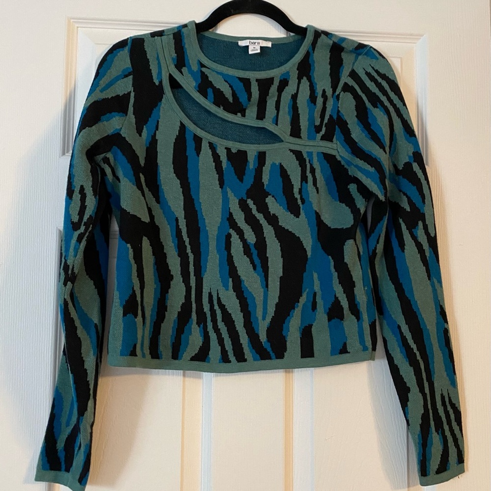 Chic Zebra Print Sweater